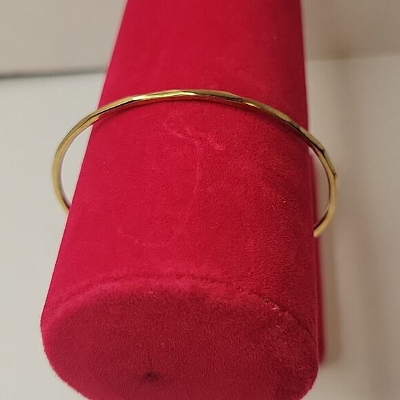 Stella & Dot Arrow Cuff Modest Dainty Feminine Southwestern Gold Tone Bracelet - Picture 2 of 3